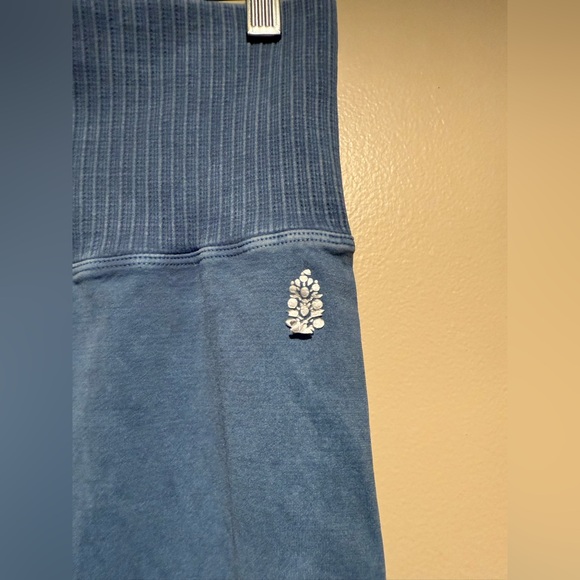 FP Movement Good Karma legging LOT of four Medium/large M/L - Picture 3 of 14